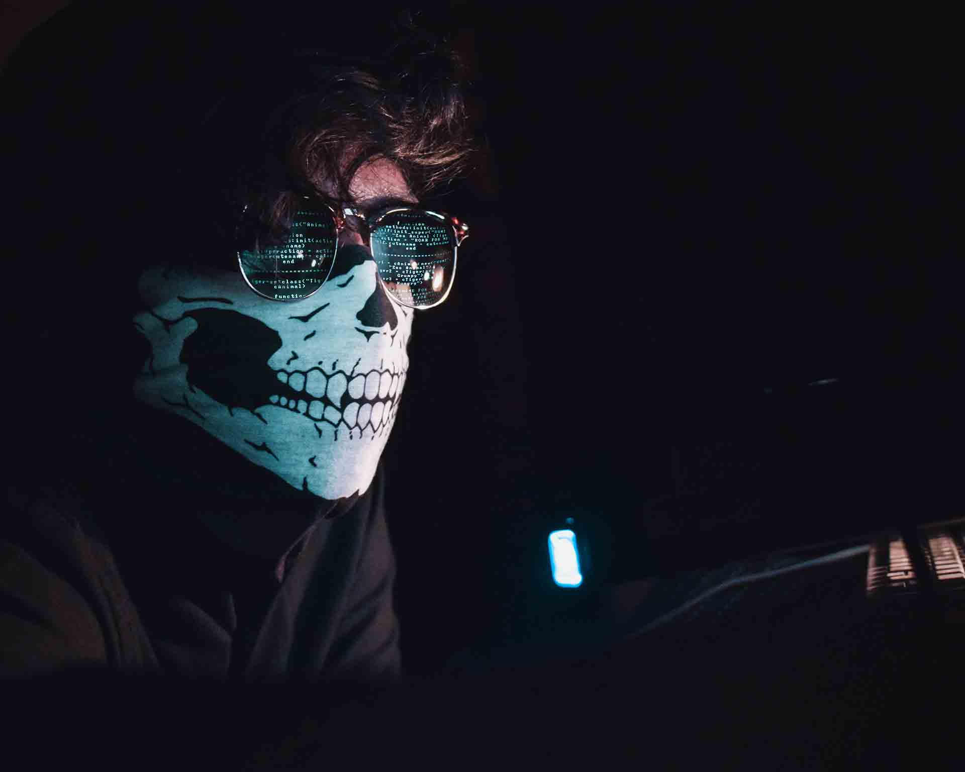 How Our Emotions Can Make Us Victims of Online Fraud?
